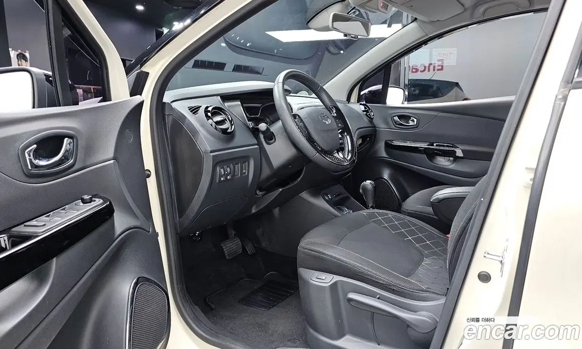 Renault (Samsung) QM3 2015 1.5 автомат (гидро), фото 13 Renault (Samsung) QM3 2015 1.5 автомат (гидро), фото 13