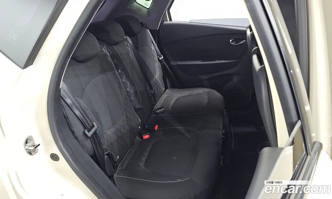 Renault (Samsung) QM3 2015 1.5 автомат (гидро), фото 17 Renault (Samsung) QM3 2015 1.5 автомат (гидро), фото 17