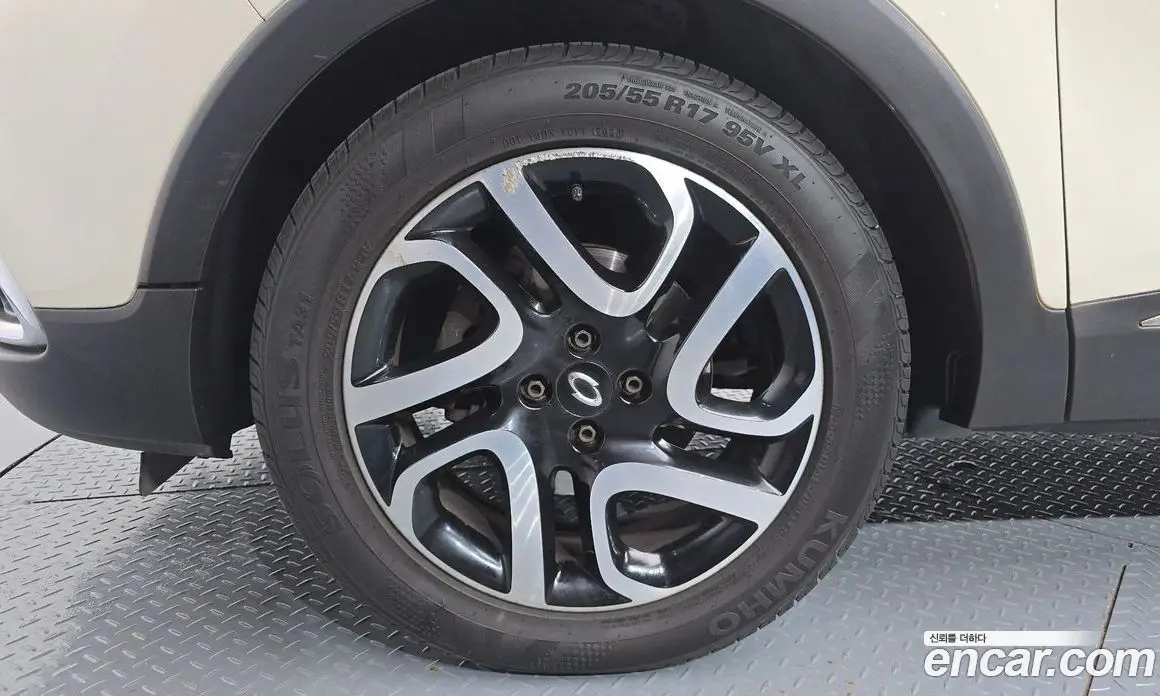 Renault (Samsung) QM3 2015 1.5 автомат (гидро), фото 5 Renault (Samsung) QM3 2015 1.5 автомат (гидро), фото 5