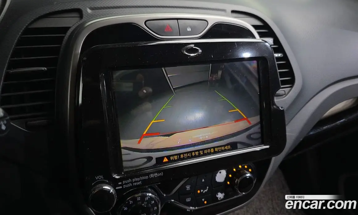 Renault (Samsung) QM3 2016 1.5 автомат (гидро), фото 14 Renault (Samsung) QM3 2016 1.5 автомат (гидро), фото 14