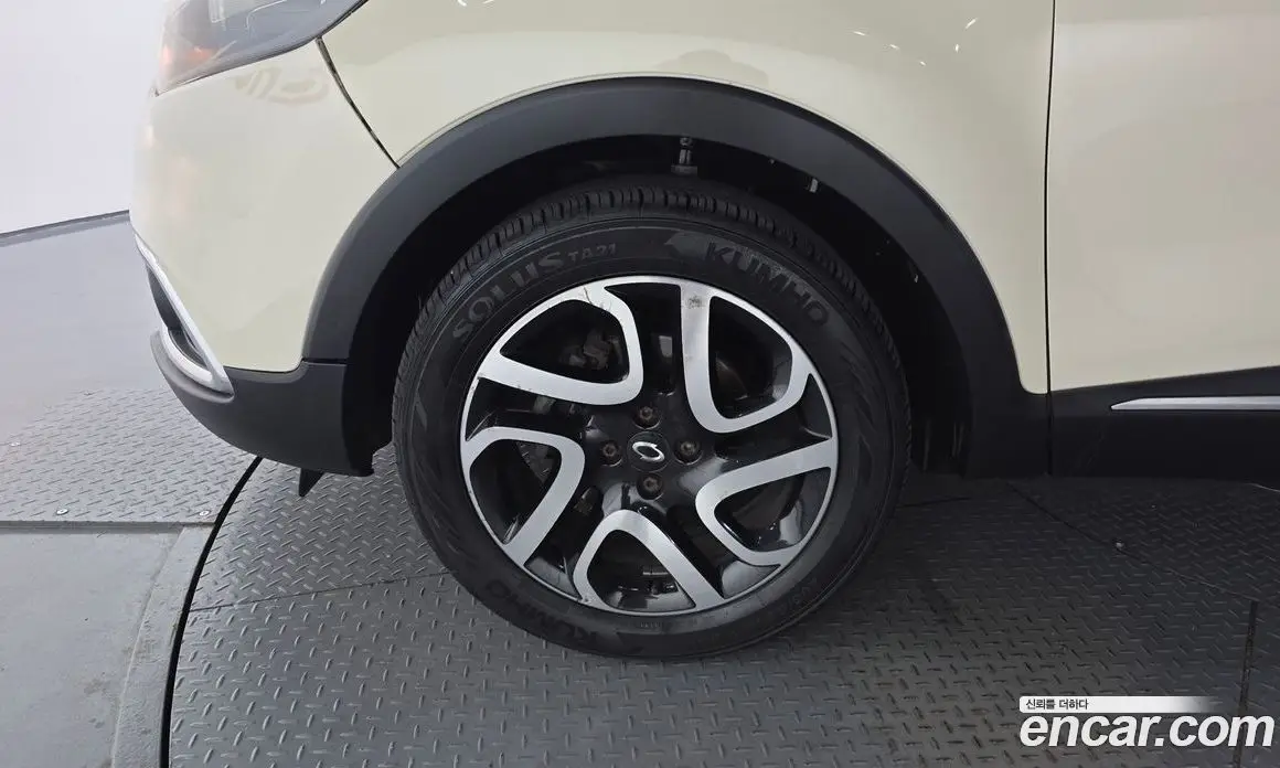 Renault (Samsung) QM3 2016 1.5 автомат (гидро), фото 5 Renault (Samsung) QM3 2016 1.5 автомат (гидро), фото 5