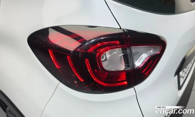 Renault (Samsung) QM3 2019 1.5 автомат (гидро), миниатюра 9 Renault (Samsung) QM3 2019 1.5 автомат (гидро), миниатюра 9