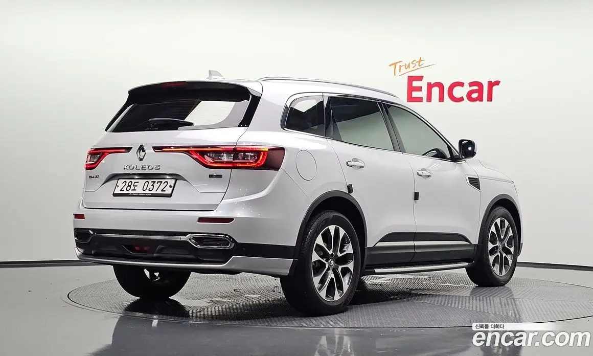 Renault (Samsung) QM6 2016 2.0 автомат (гидро), фото 1 Renault (Samsung) QM6 2016 2.0 автомат (гидро), фото 1