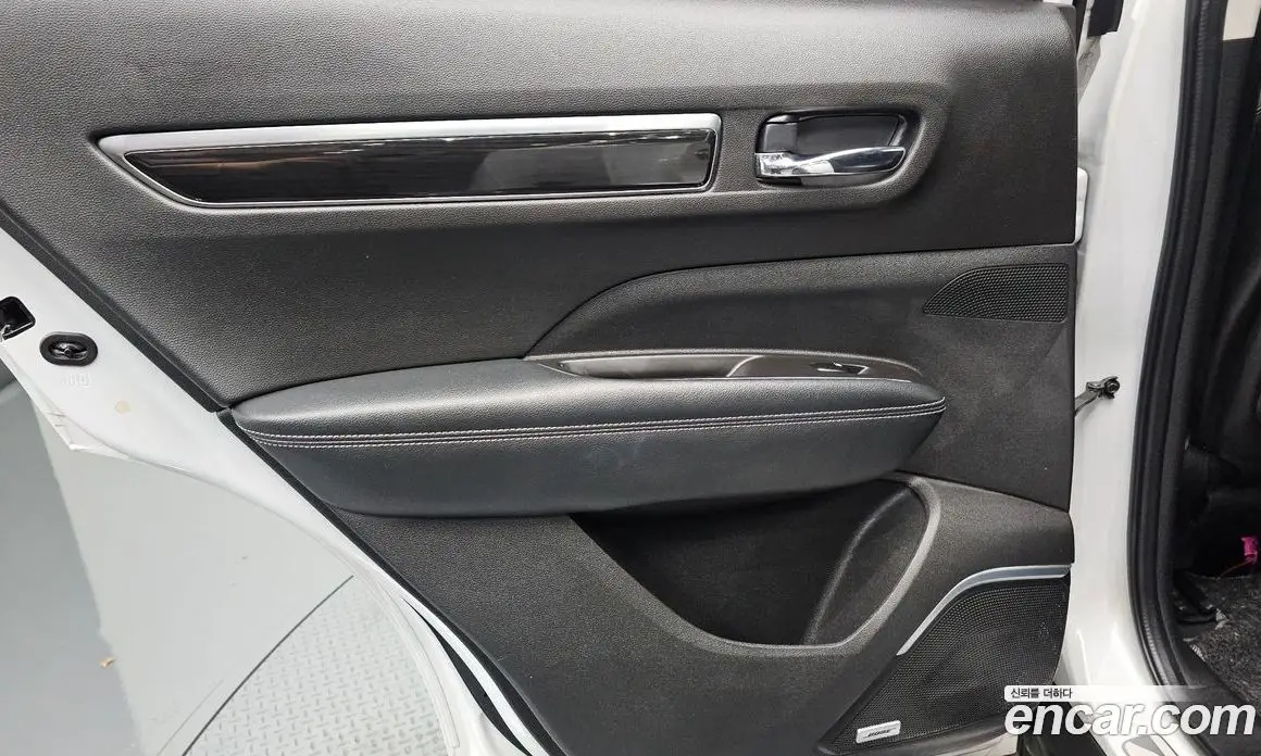 Renault (Samsung) QM6 2016 2.0 автомат (гидро), фото 14 Renault (Samsung) QM6 2016 2.0 автомат (гидро), фото 14