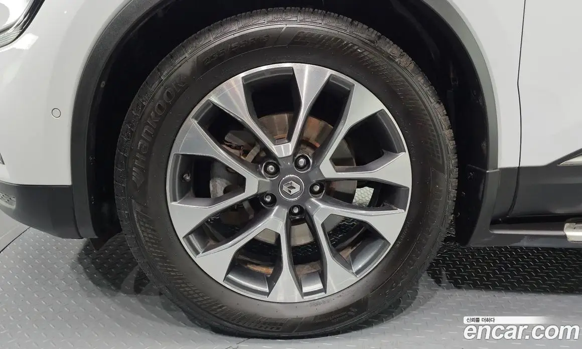 Renault (Samsung) QM6 2016 2.0 автомат (гидро), фото 4 Renault (Samsung) QM6 2016 2.0 автомат (гидро), фото 4