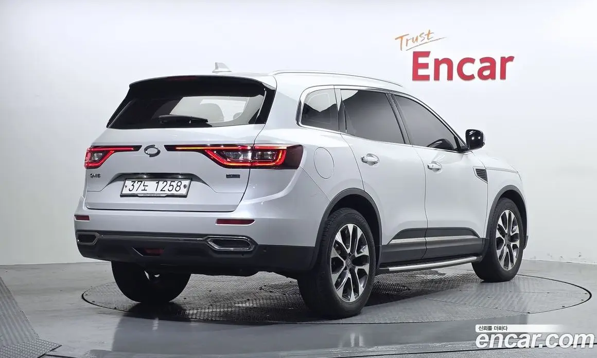 Renault (Samsung) QM6 2017 2.0 автомат (гидро), фото 2 Renault (Samsung) QM6 2017 2.0 автомат (гидро), фото 2