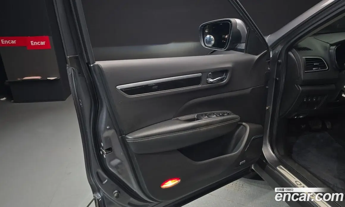 Renault (Samsung) QM6 2017 2.0 автомат (гидро), фото 14 Renault (Samsung) QM6 2017 2.0 автомат (гидро), фото 14