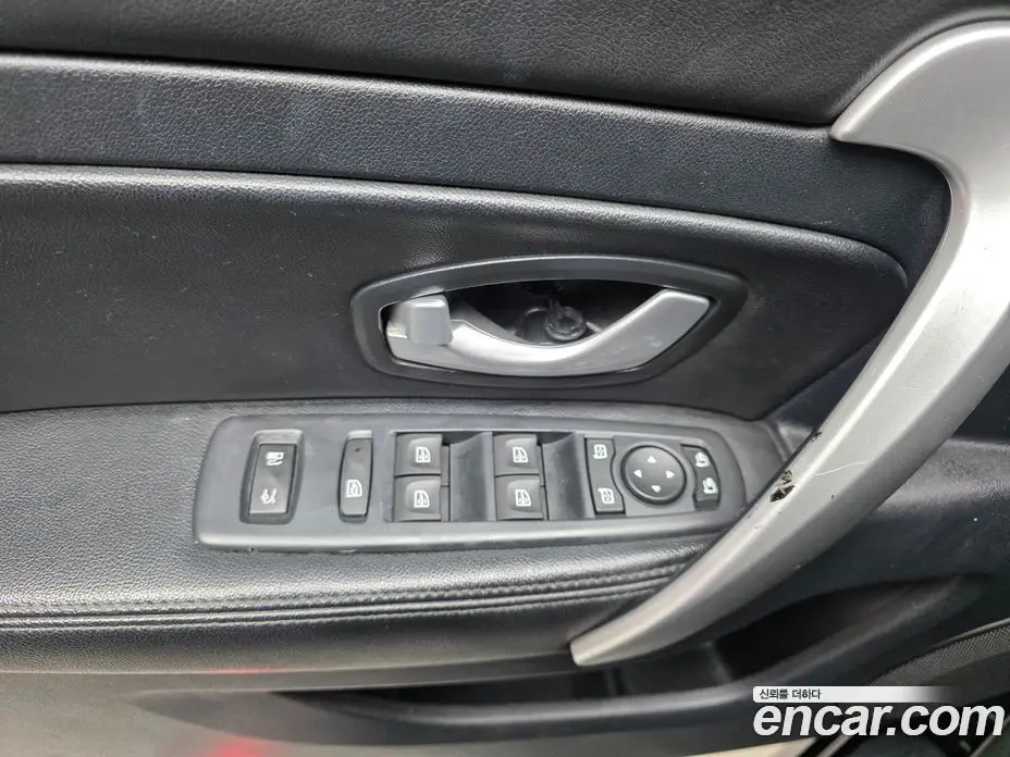 Renault (Samsung) SM5 2014 2.0 автомат (гидро), фото 15 Renault (Samsung) SM5 2014 2.0 автомат (гидро), фото 15