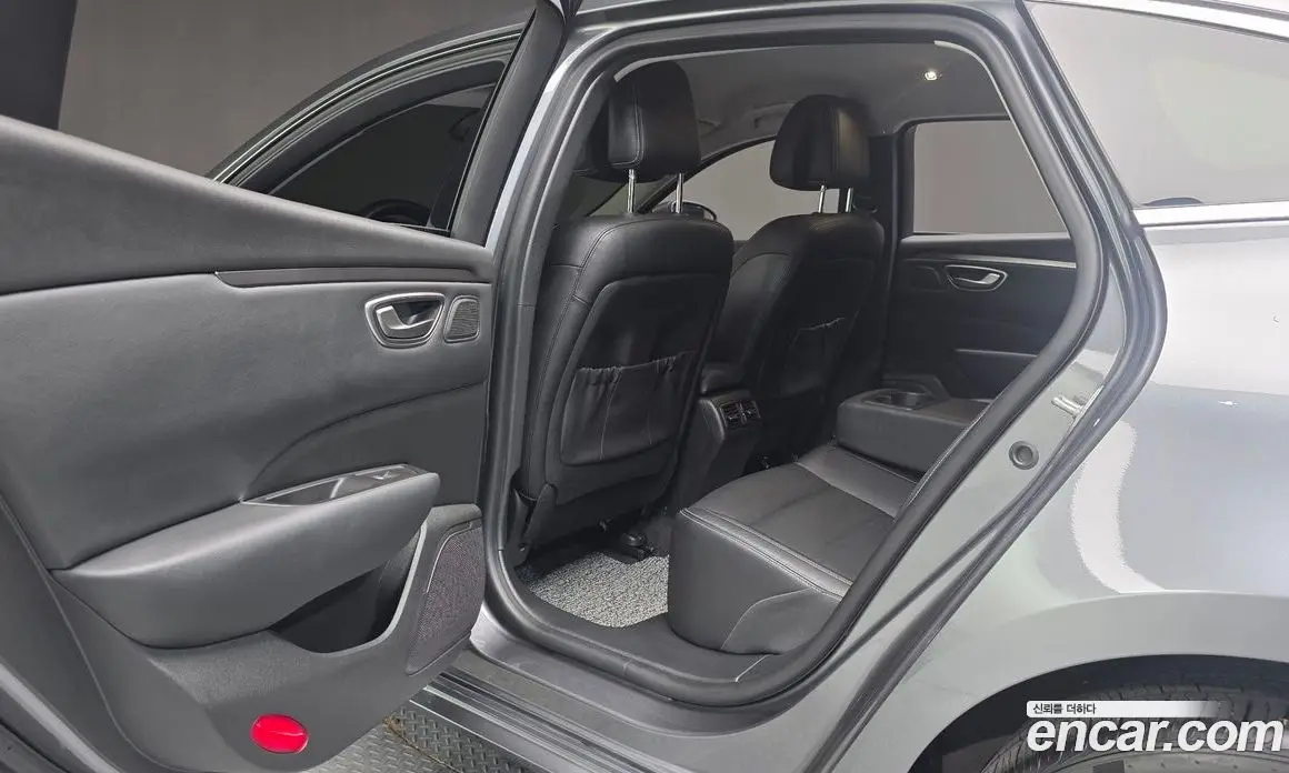 Renault (Samsung) SM6 2023 1.3 автомат (гидро), фото 23 Renault (Samsung) SM6 2023 1.3 автомат (гидро), фото 23