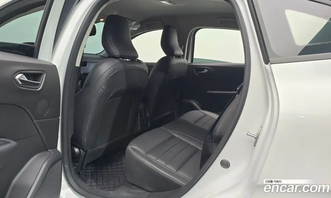 Renault (Samsung) XM3 2023 1.6 автомат (гидро), фото 11 Renault (Samsung) XM3 2023 1.6 автомат (гидро), фото 11