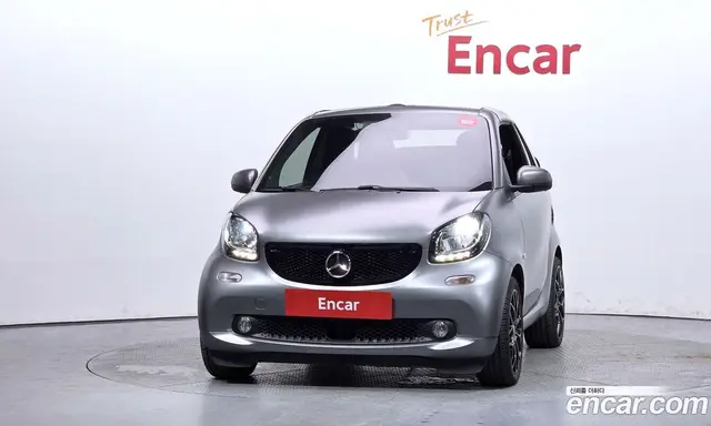 Smart Fortwo 2018 автомат (гидро), миниатюра 3 Smart Fortwo 2018 автомат (гидро), миниатюра 3