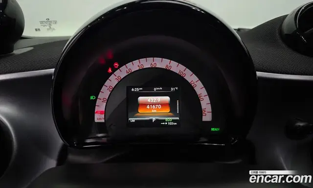 Smart Fortwo 2018 автомат (гидро), миниатюра 8 Smart Fortwo 2018 автомат (гидро), миниатюра 8
