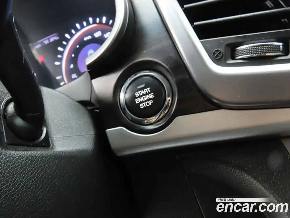 SsangYong Korando 2014 2.0 автомат (гидро), фото 10 SsangYong Korando 2014 2.0 автомат (гидро), фото 10