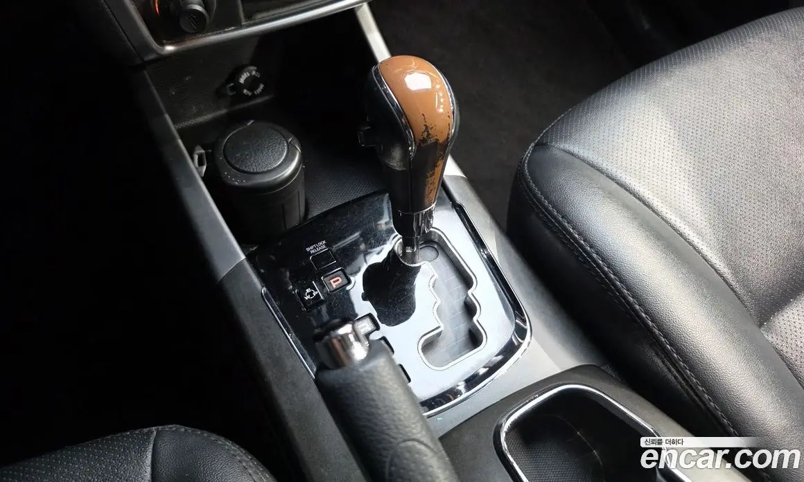 SsangYong Korando 2016 2.2 автомат (гидро), фото 12 SsangYong Korando 2016 2.2 автомат (гидро), фото 12