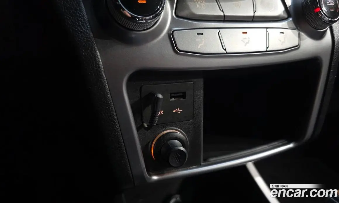 SsangYong Korando 2016 2.2 автомат (гидро), фото 16 SsangYong Korando 2016 2.2 автомат (гидро), фото 16