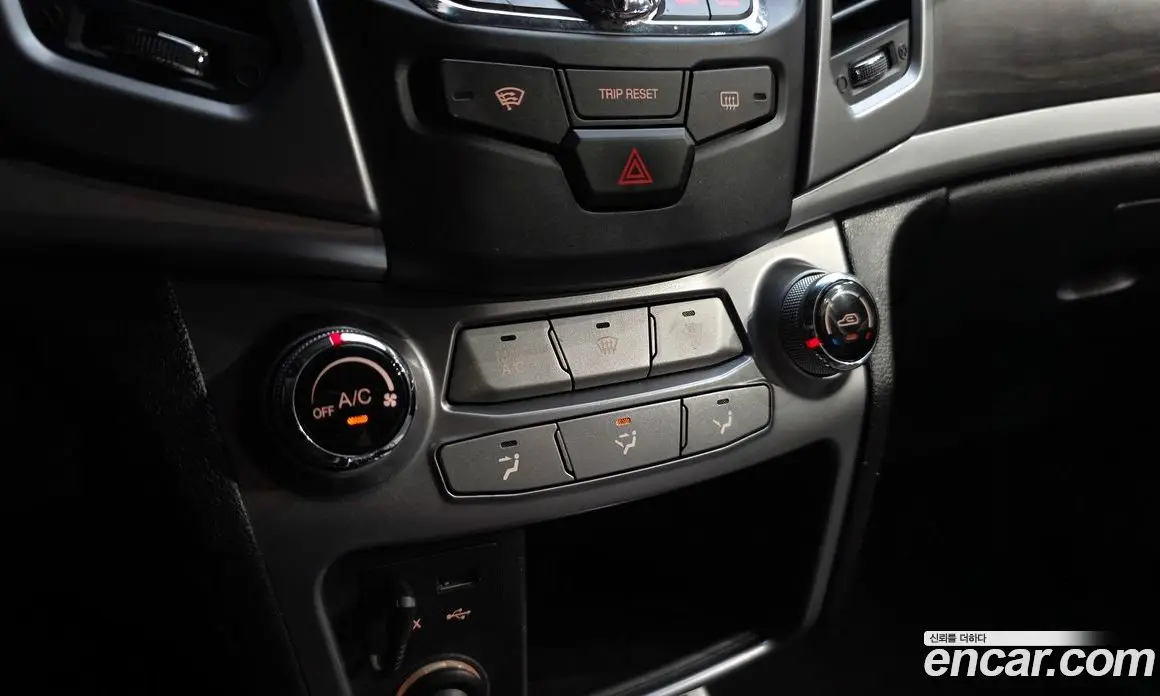 SsangYong Korando 2016 2.2 автомат (гидро), фото 32 SsangYong Korando 2016 2.2 автомат (гидро), фото 32