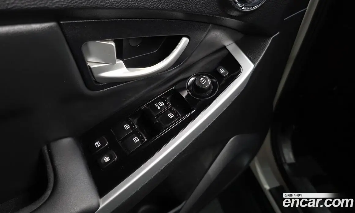 SsangYong Korando 2016 2.2 автомат (гидро), фото 33 SsangYong Korando 2016 2.2 автомат (гидро), фото 33