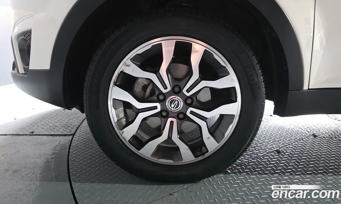 SsangYong Korando 2016 2.2 автомат (гидро), фото 5 SsangYong Korando 2016 2.2 автомат (гидро), фото 5
