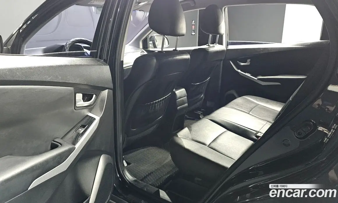 SsangYong Korando 2016 2.2 автомат (гидро), фото 15