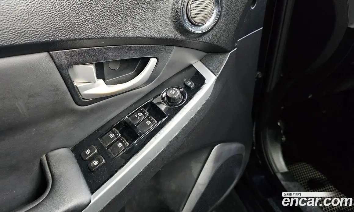 SsangYong Korando 2016 2.2 автомат (гидро), фото 28