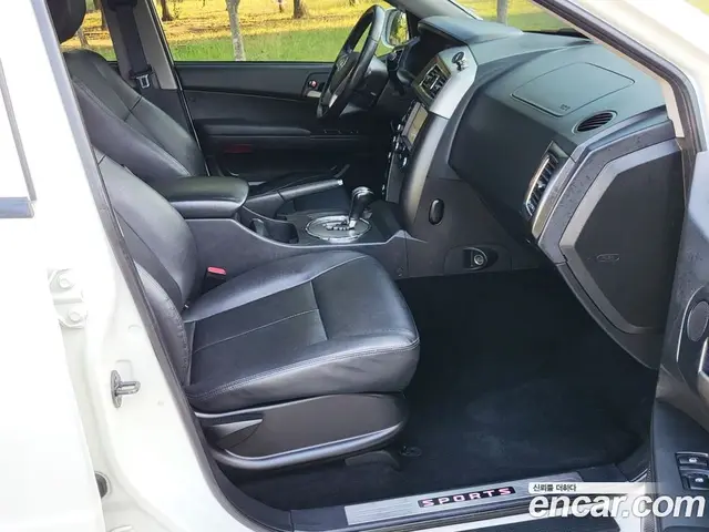 SsangYong Korando 2017 2.2 автомат (гидро), миниатюра 12