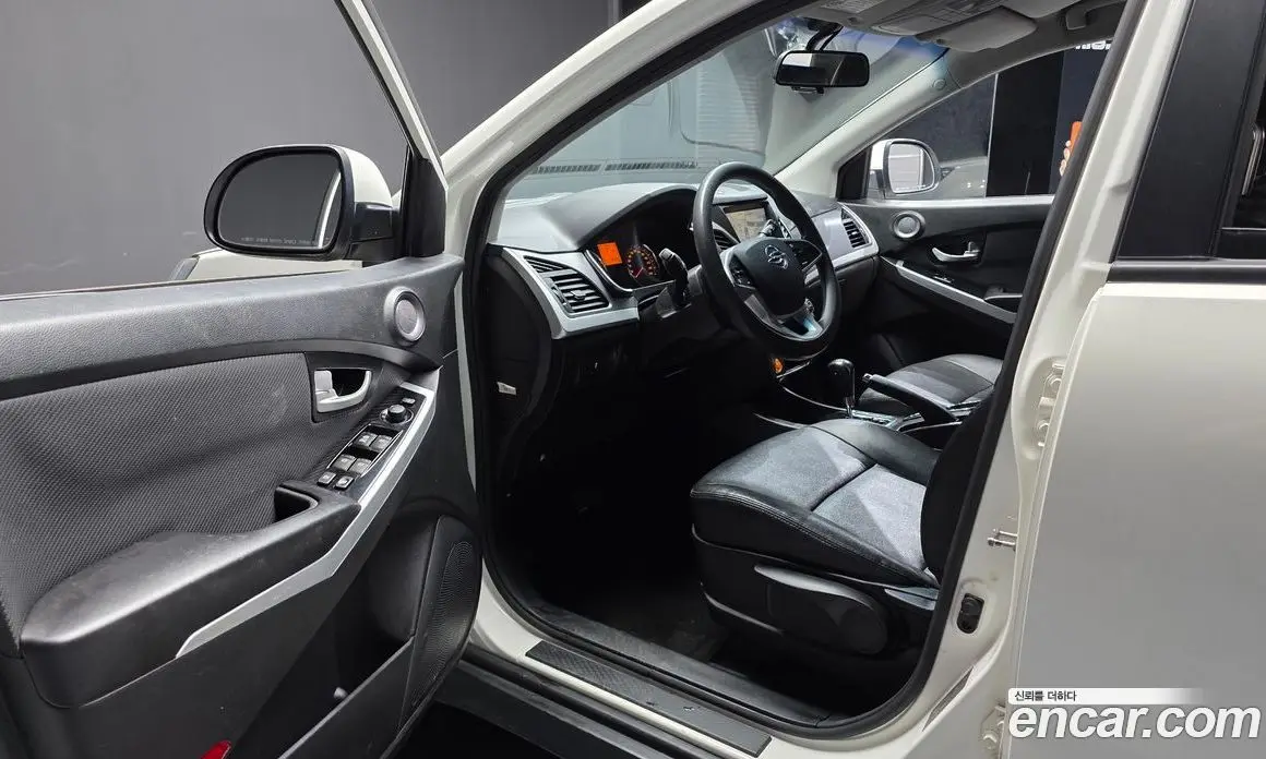 SsangYong Korando 2018 2.2 автомат (гидро), фото 10 SsangYong Korando 2018 2.2 автомат (гидро), фото 10