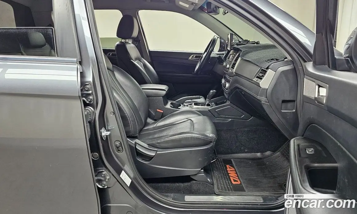 SsangYong Rexton 2018 2.2 автомат (гидро), фото 11 SsangYong Rexton 2018 2.2 автомат (гидро), фото 11
