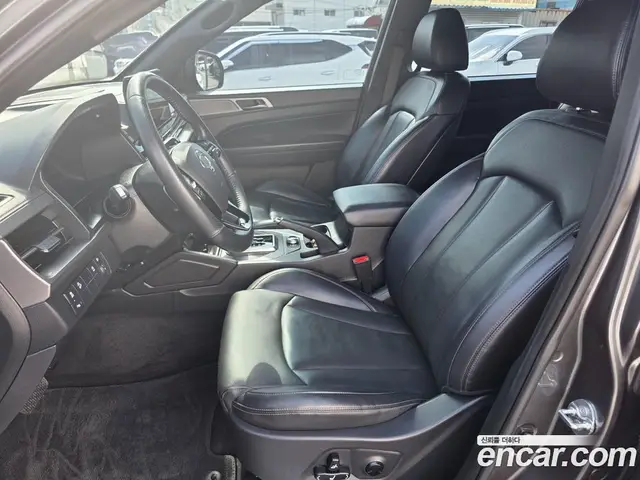 SsangYong Rexton 2023 2.2 автомат (гидро), миниатюра 11 SsangYong Rexton 2023 2.2 автомат (гидро), миниатюра 11