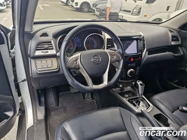SsangYong TIBOLI 2016 1.6 автомат (гидро), миниатюра 4 SsangYong TIBOLI 2016 1.6 автомат (гидро), миниатюра 4
