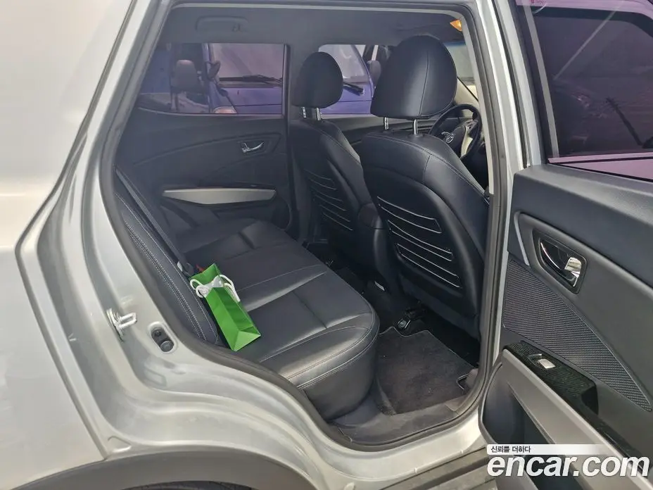 SsangYong TIBOLI 2016 1.6 автомат (гидро), фото 5 SsangYong TIBOLI 2016 1.6 автомат (гидро), фото 5