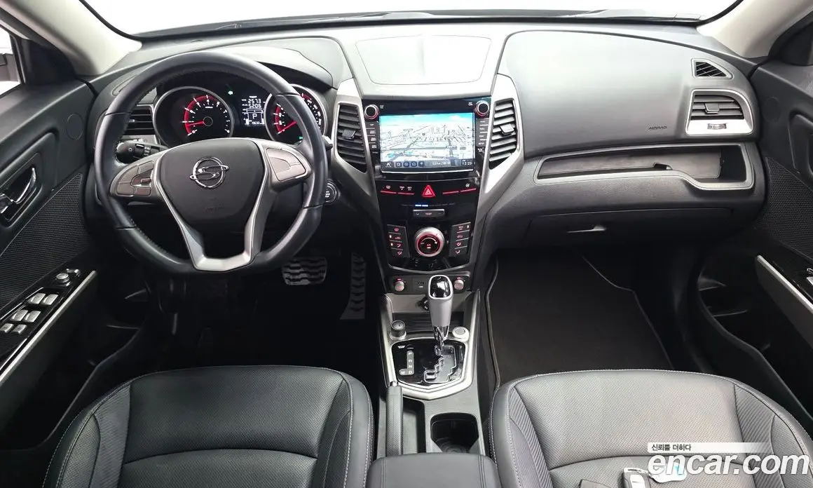 SsangYong TIBOLI 2016 1.6 автомат (гидро), фото 10 SsangYong TIBOLI 2016 1.6 автомат (гидро), фото 10