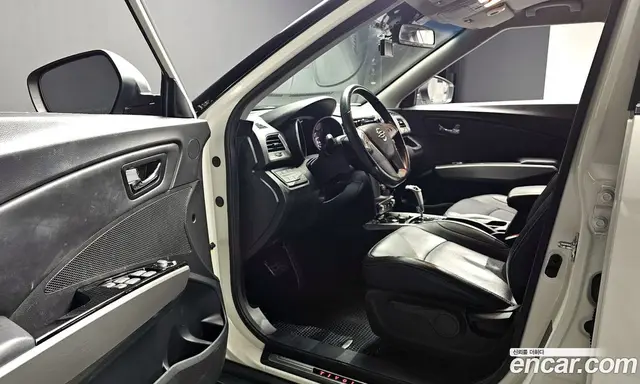 SsangYong TIBOLI 2016 1.6 автомат (гидро), миниатюра 12