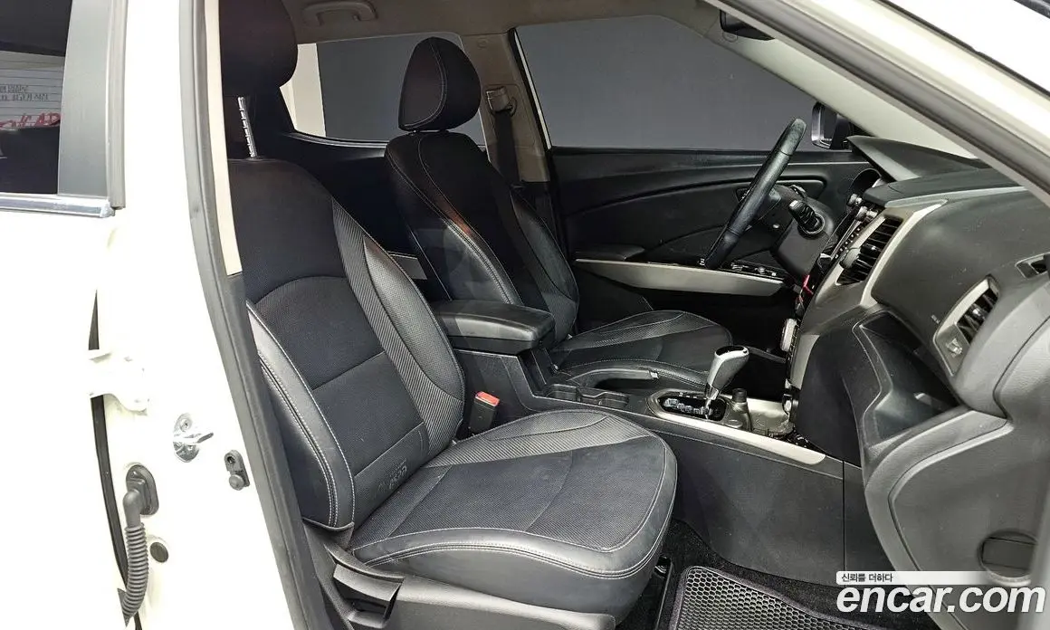 SsangYong TIBOLI 2016 1.6 автомат (гидро), фото 10 SsangYong TIBOLI 2016 1.6 автомат (гидро), фото 10