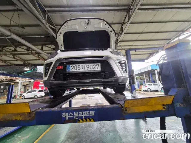 SsangYong TIBOLI 2025 1.6 автомат (гидро), миниатюра 1 SsangYong TIBOLI 2025 1.6 автомат (гидро), миниатюра 1