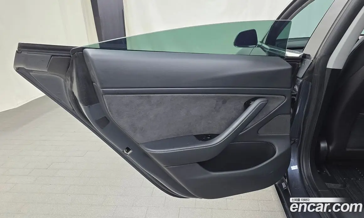 Tesla Model 3 2020 0.2 автомат (гидро), фото 14 Tesla Model 3 2020 0.2 автомат (гидро), фото 14