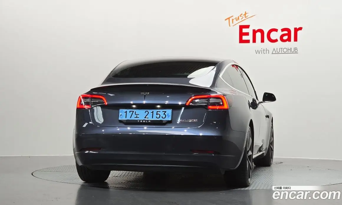 Tesla Model 3 2020 0.2 автомат (гидро), фото 3 Tesla Model 3 2020 0.2 автомат (гидро), фото 3