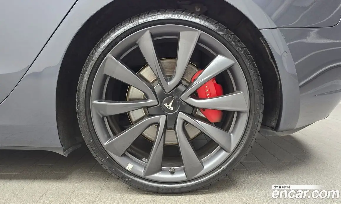 Tesla Model 3 2020 0.2 автомат (гидро), фото 6 Tesla Model 3 2020 0.2 автомат (гидро), фото 6