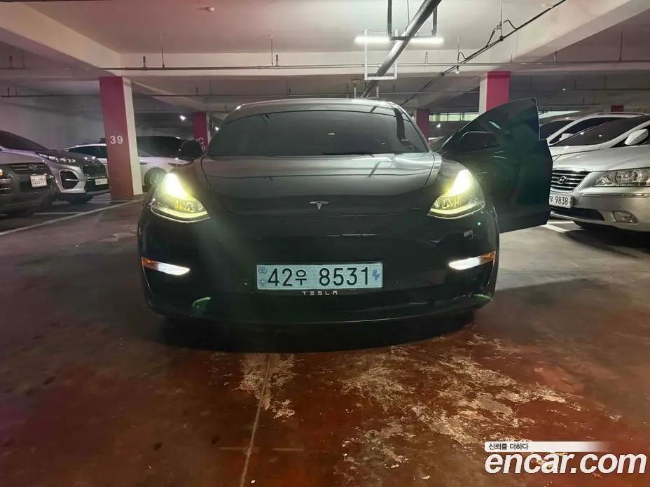 Tesla Model 3 2022 автомат (гидро), фото 1 Tesla Model 3 2022 автомат (гидро), фото 1
