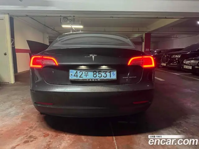 Tesla Model 3 2022 автомат (гидро), миниатюра 4 Tesla Model 3 2022 автомат (гидро), миниатюра 4