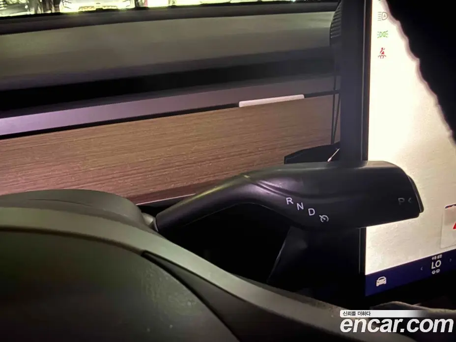 Tesla Model 3 2022 автомат (гидро), фото 9 Tesla Model 3 2022 автомат (гидро), фото 9