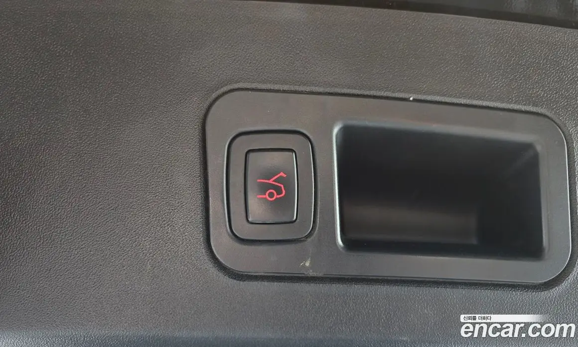 Tesla Model S 2019 0.3 автомат (гидро), фото 17 Tesla Model S 2019 0.3 автомат (гидро), фото 17