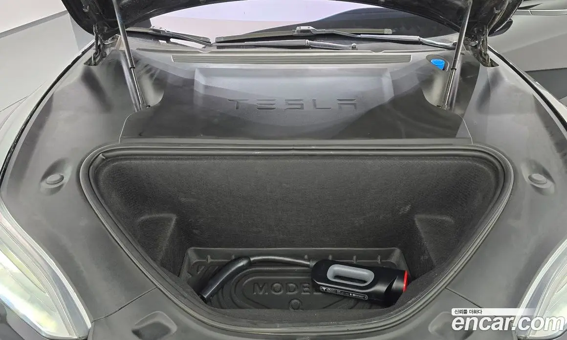 Tesla Model S 2019 0.3 автомат (гидро), фото 6 Tesla Model S 2019 0.3 автомат (гидро), фото 6