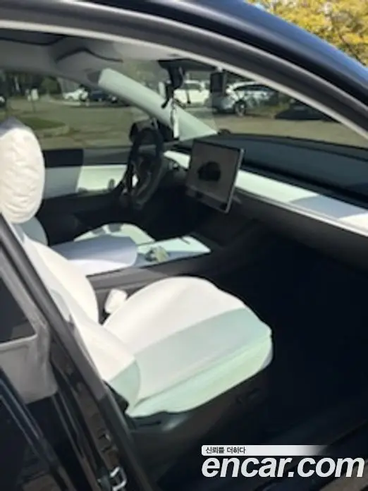 Tesla Model Y 2022 0.2 автомат (гидро), фото 5 Tesla Model Y 2022 0.2 автомат (гидро), фото 5