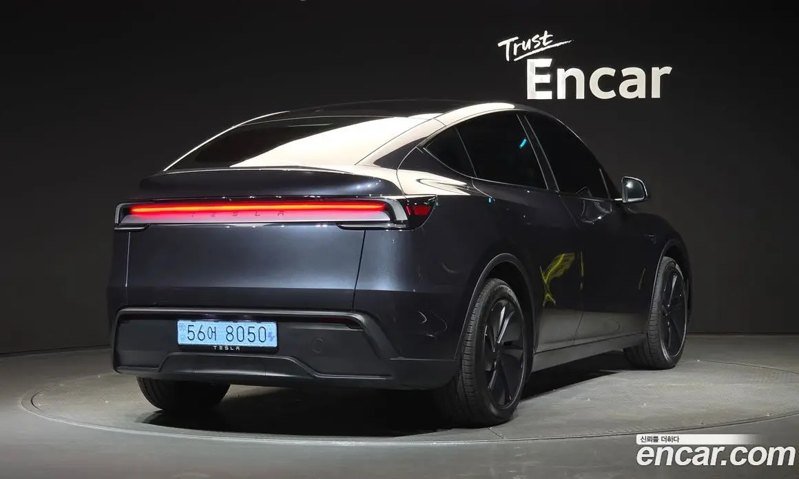 Tesla Model Y 2025 0.2 автомат (гидро), фото 2 Tesla Model Y 2025 0.2 автомат (гидро), фото 2