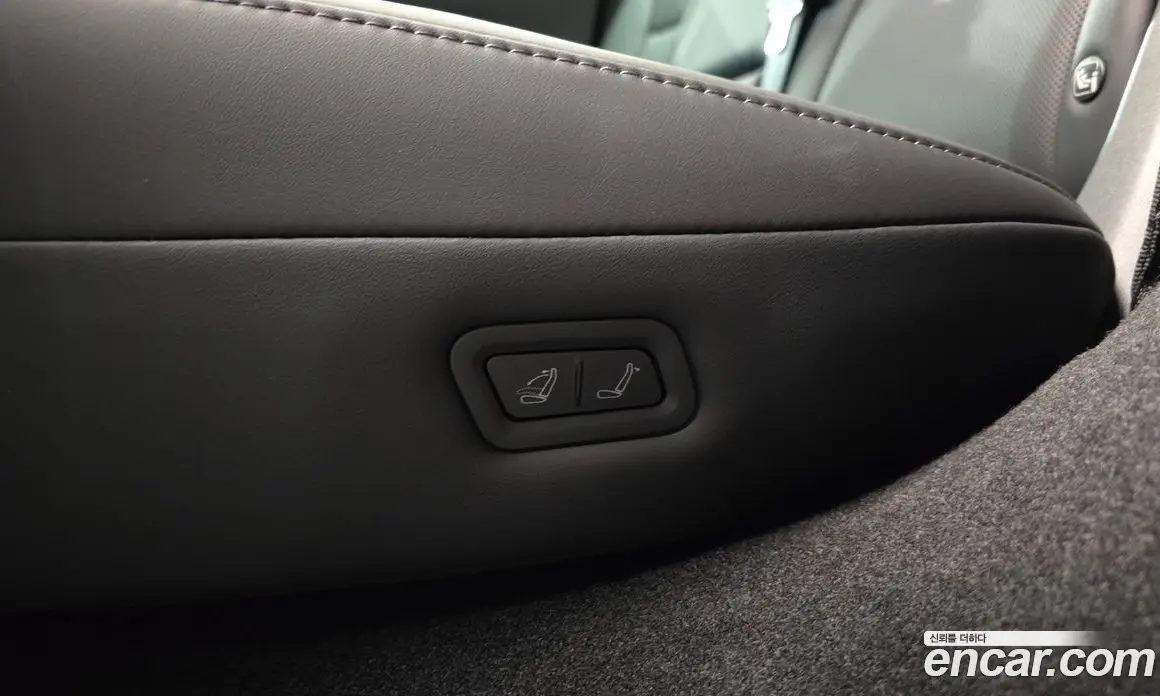 Tesla Model Y 2025 0.2 автомат (гидро), фото 31 Tesla Model Y 2025 0.2 автомат (гидро), фото 31