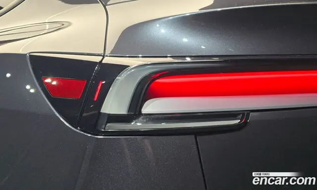 Tesla Model Y 2025 0.2 автомат (гидро), миниатюра 9 Tesla Model Y 2025 0.2 автомат (гидро), миниатюра 9