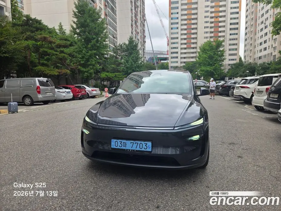 Tesla Model Y 2026 автомат (гидро), фото 1 Tesla Model Y 2026 автомат (гидро), фото 1
