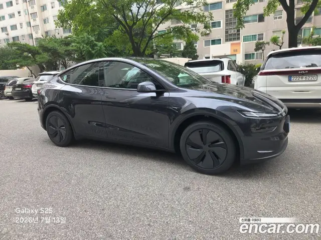 Tesla Model Y 2026 автомат (гидро), миниатюра 2 Tesla Model Y 2026 автомат (гидро), миниатюра 2