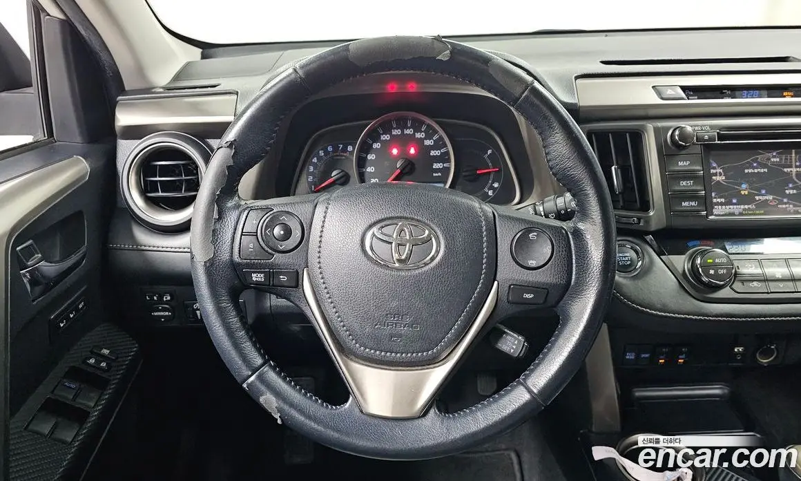 Toyota RAV4 2015 2.5 автомат (гидро), фото 19 Toyota RAV4 2015 2.5 автомат (гидро), фото 19