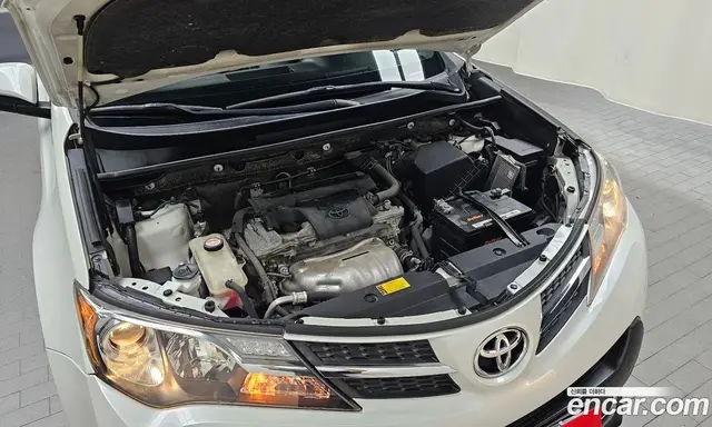 Toyota RAV4 2015 2.5 автомат (гидро), миниатюра 6 Toyota RAV4 2015 2.5 автомат (гидро), миниатюра 6
